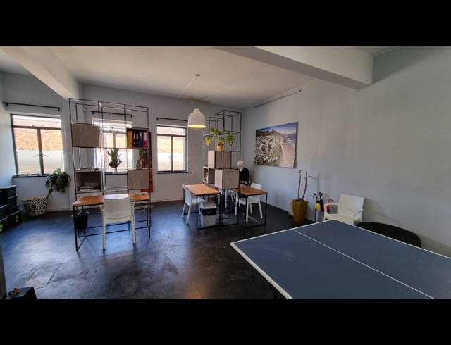 210M² FULL FLOOR TO LET IN WOODSTOCK